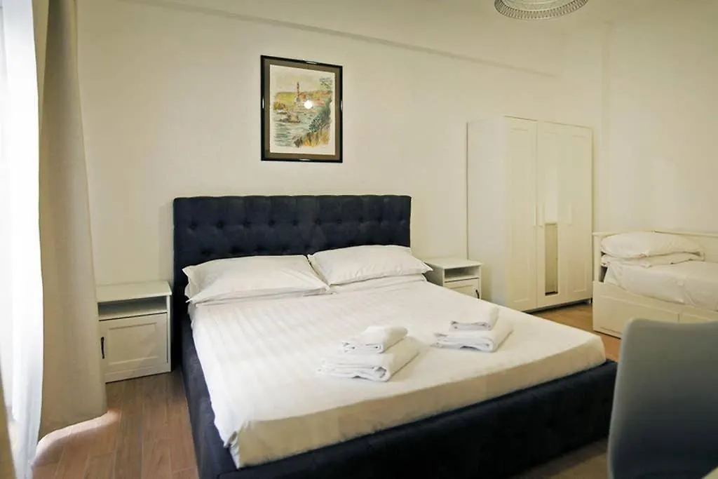 Vatican Luxury Apartment With Terrace - 7 People Rome