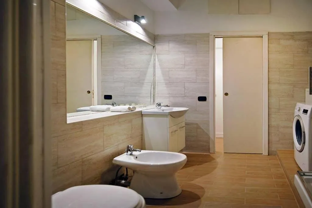 Vatican Luxury Apartment With Terrace - 7 People Rome